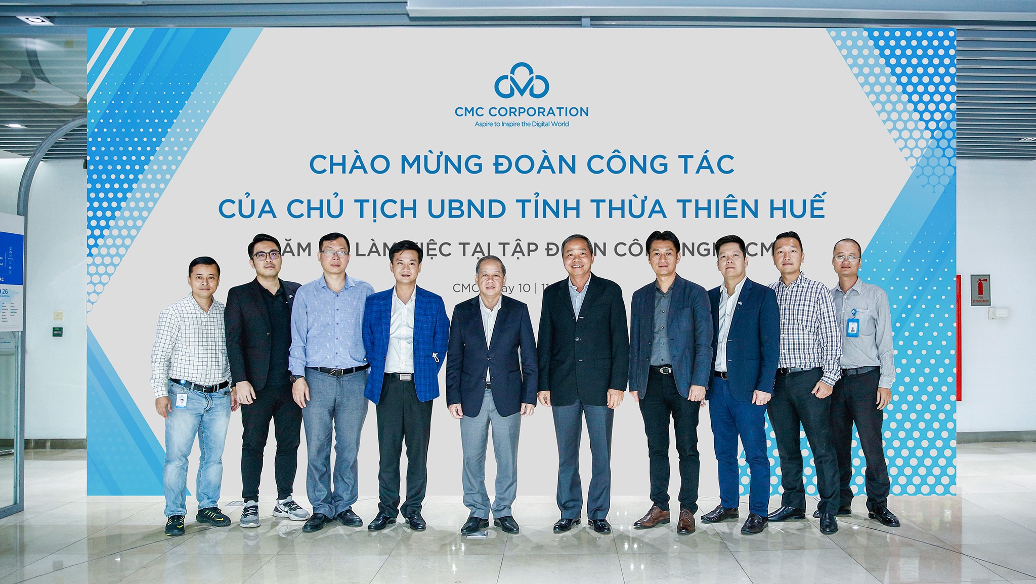 CMC receives the delegation led by Chairman of Thua Thien Hue Province People's Committee